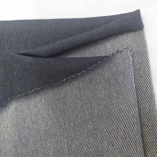 Stretch Denim Fabric 70% Cotton 25% Polyester 5% Spandex Knit Denim For Jeans And Jackets